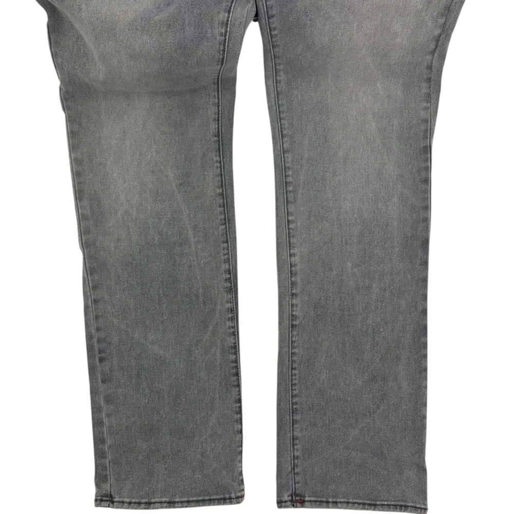 True Religion Ricky Relaxed Straight Leg Jeans Size 36 x 34